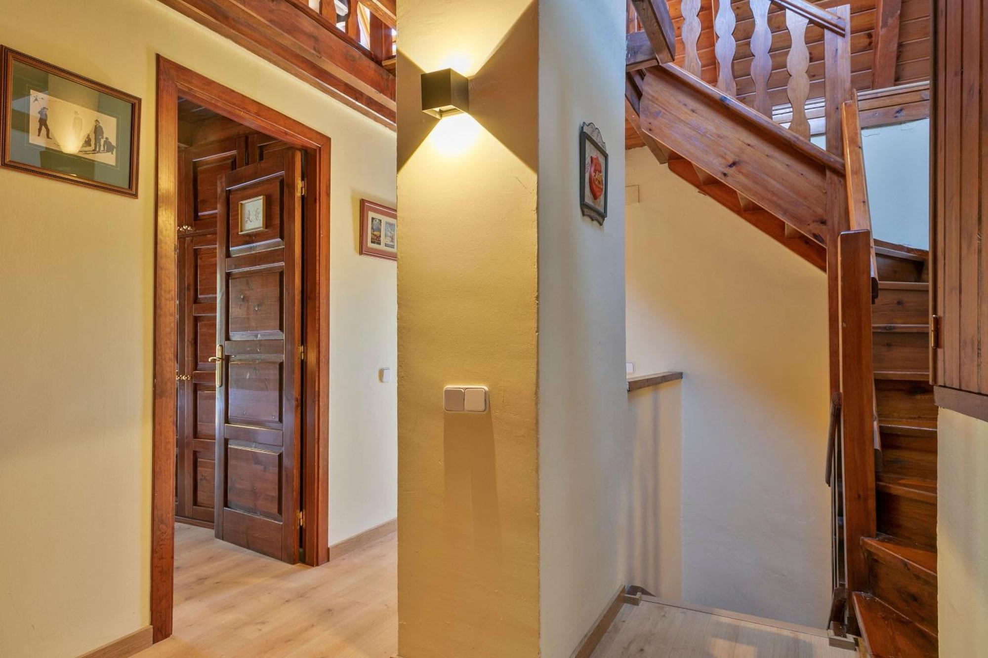 Апартаменты Luderna - Triplex Nin C2 Arenho Naut Aran Экстерьер фото